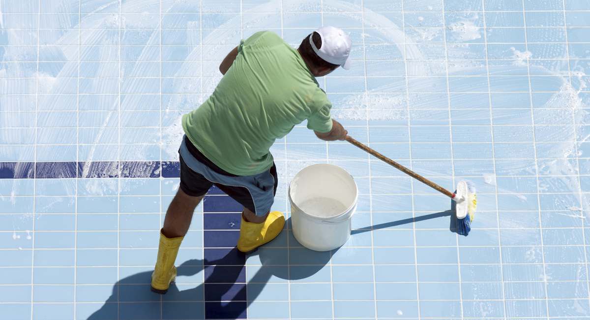 pool cleaning treatment