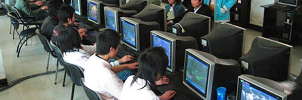 I'm Paid To Play World Of Warcraft All Day (And It Sucks) | Cracked.com