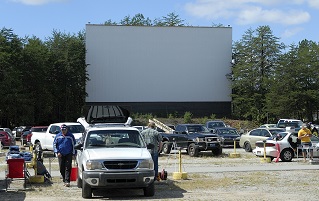 6 Reasons Why Drive-In Theaters Are Never Coming Back