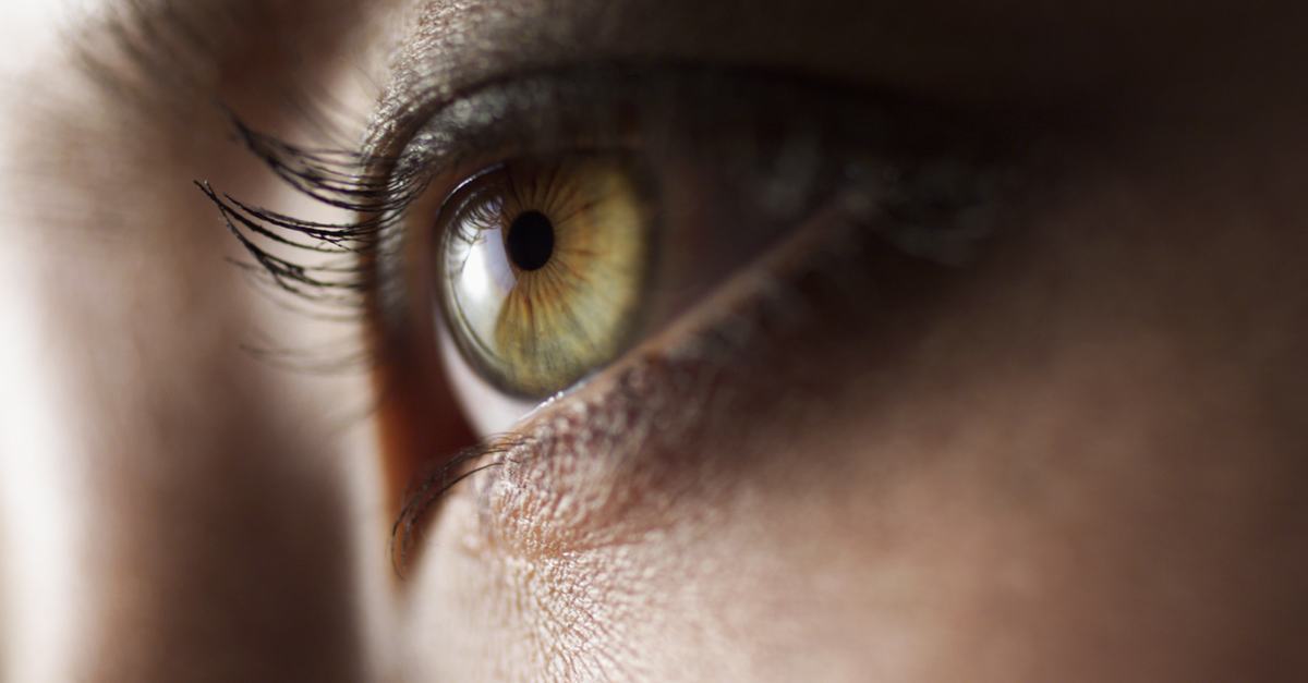 4 Ways Life Looks Shockingly Different With Only One Eye  Cracked.com
