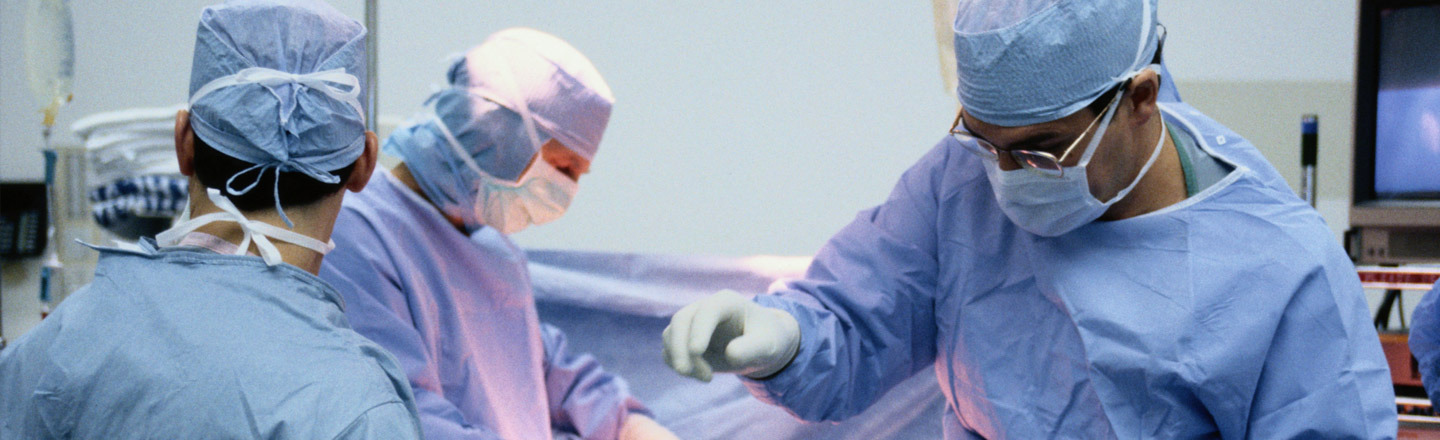 7 Awful Things I Learned About Surgery By Helping Surgeons