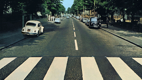 12 Moments Leading Up To Iconic Photographs