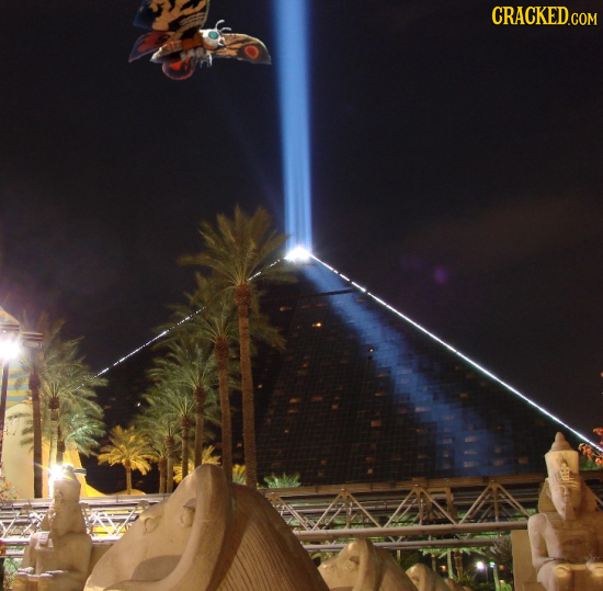 22 Famous Horror Movies (If They Were Realistic)