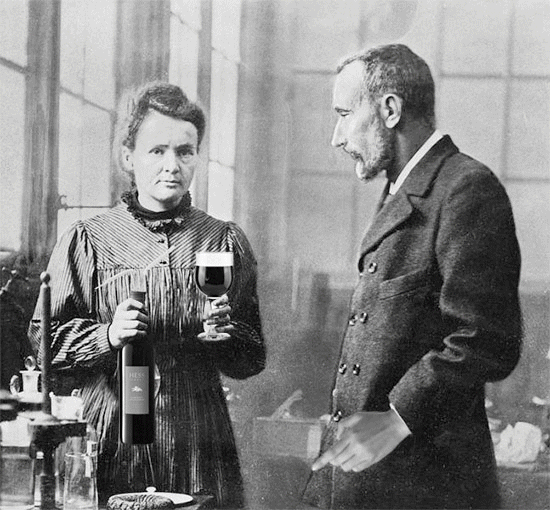 23 Things You Secretly Suspect About Famous People