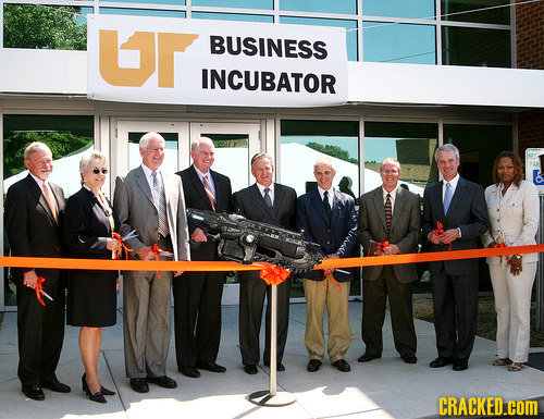 ur BUSINESS INCUBATOR Y CRACKED.cOM