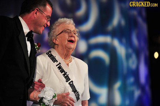 Senior Twerkiny competitio