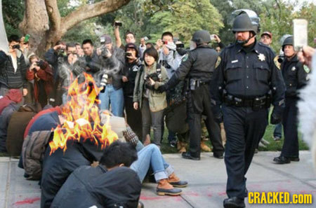 17 Famous Photos (One Minute Earlier)