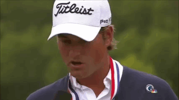 15 Hilarious Moments Accidentally Caught During Live Events