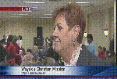 15 Hilarious Moments Accidentally Caught During Live Events