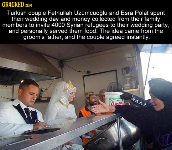 Turkish couple Fethullah Uzumcuoglu and Esra Polat spent their wedding day and money collected from their family members to invite 4000 Syrian refugee