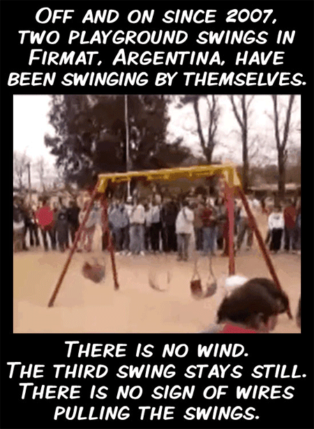 13 Uncomfortably Real-Looking Paranormal Photos And Videos