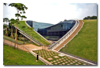 4 Eco-Friendly Structures Straight Out of Science Fiction