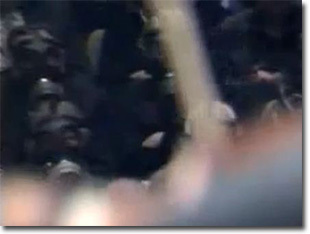 3 Musicians Who Took Insane Risks to Play Awesome Gigs