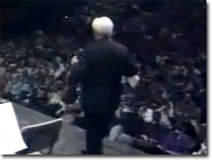 3 Musicians Who Took Insane Risks to Play Awesome Gigs